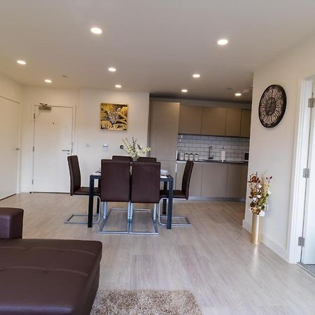 Virexxa Bedford Centre - Executive Suite - 2Bed Flat With Free Parking & Gym Buitenkant foto