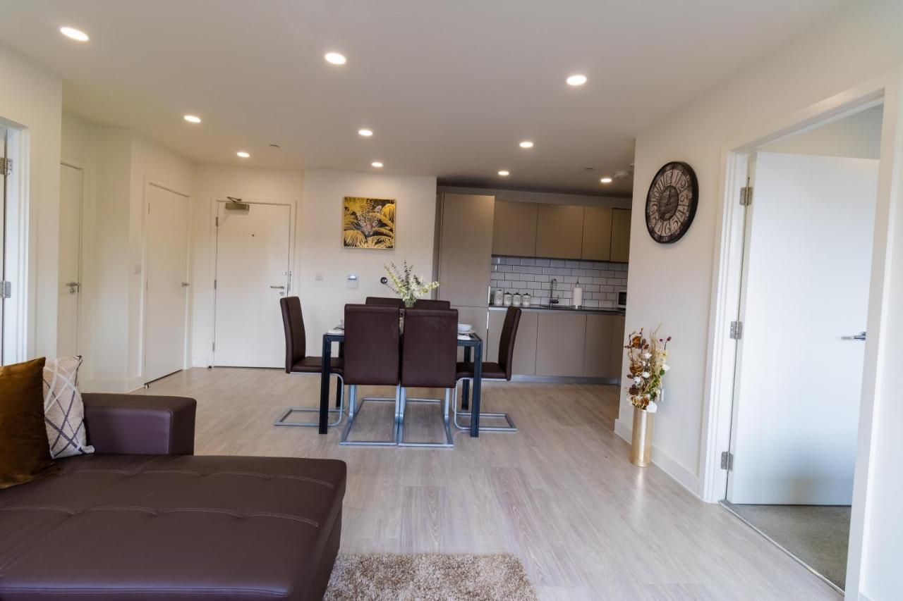 Virexxa Bedford Centre - Executive Suite - 2Bed Flat With Free Parking & Gym Buitenkant foto