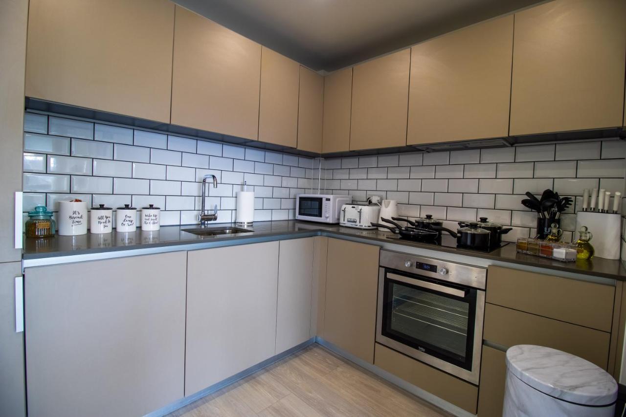 Virexxa Bedford Centre - Executive Suite - 2Bed Flat With Free Parking & Gym Buitenkant foto