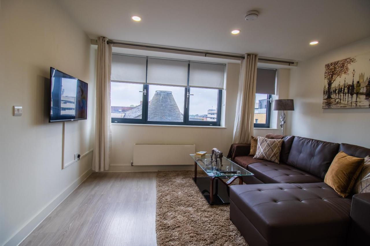 Virexxa Bedford Centre - Executive Suite - 2Bed Flat With Free Parking & Gym Buitenkant foto