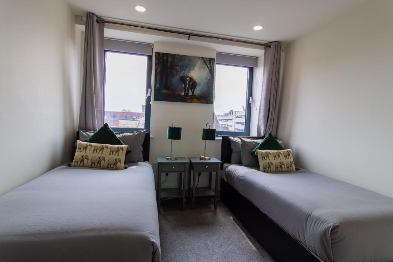 Virexxa Bedford Centre - Executive Suite - 2Bed Flat With Free Parking & Gym Buitenkant foto