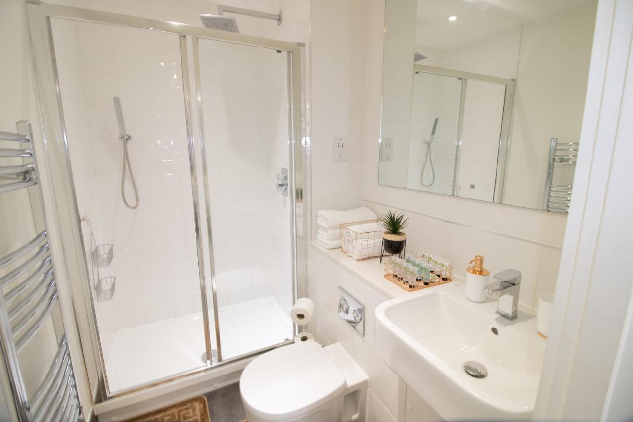 Virexxa Bedford Centre - Executive Suite - 2Bed Flat With Free Parking & Gym Buitenkant foto