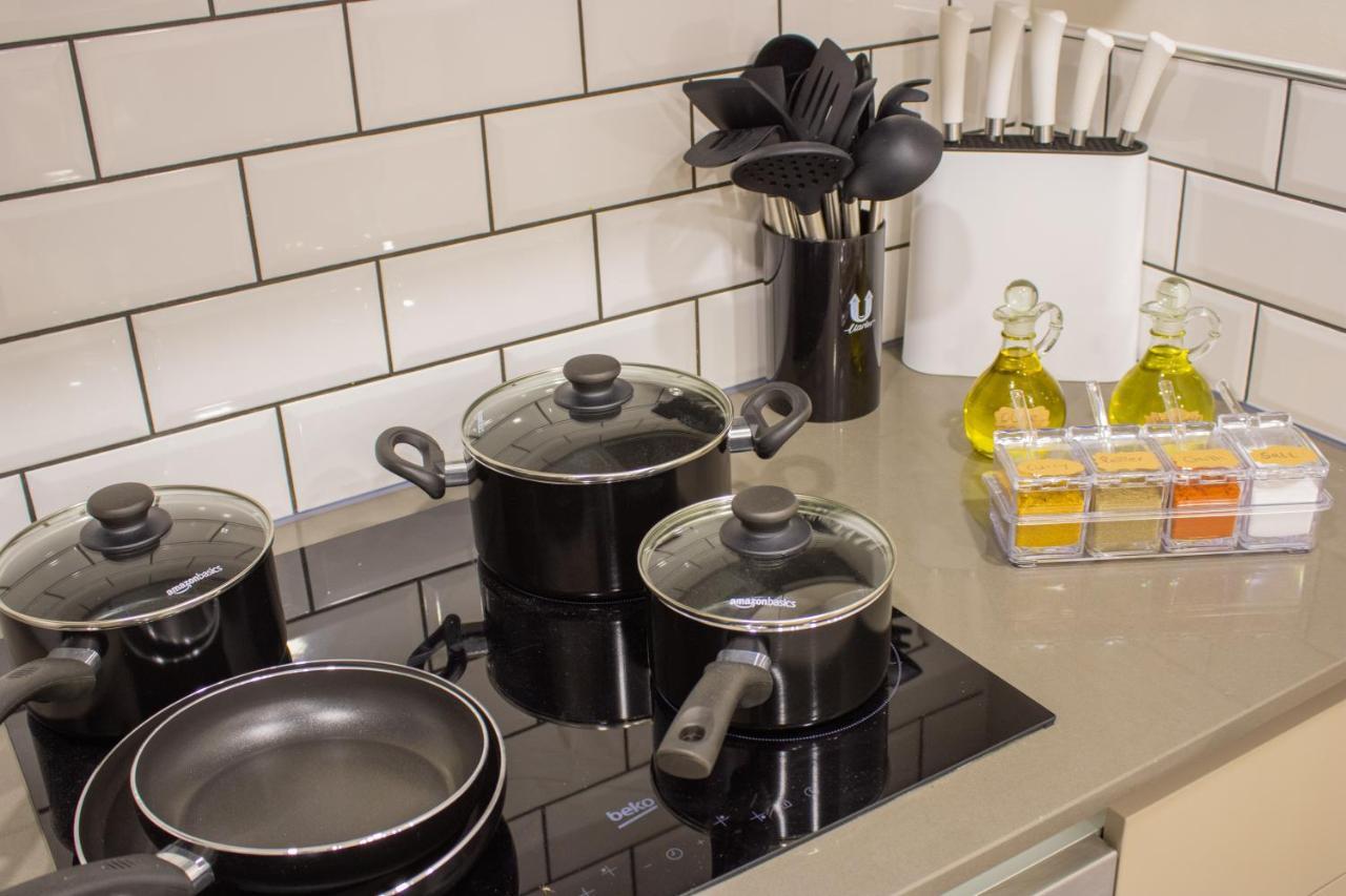 Virexxa Bedford Centre - Executive Suite - 2Bed Flat With Free Parking & Gym Buitenkant foto